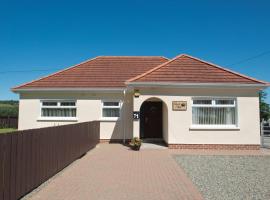 Maple Cottage, sumarhús í Drumshanbo-Glebe