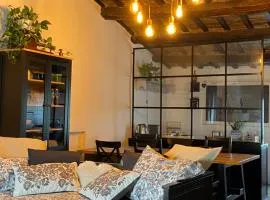 Calcata - La Casa sui Tetti