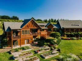 Sakura Ridge Farm & Lodge