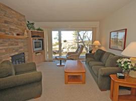 Gentle Winds 9 10, Hotel in Glen Arbor