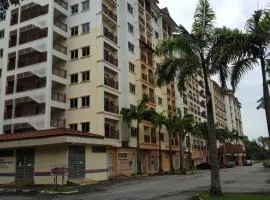 Bukit Merah Suria Apartment BURUK SURIA APARTMENT