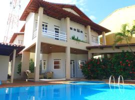 Casarão Com 3 suítes, 2 quartos, Piscina, Praia Perto, casa rural en Barra de São Miguel