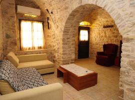 Traditional medieval Holiday House In Kalamoti, cheap hotel in Kalamoti