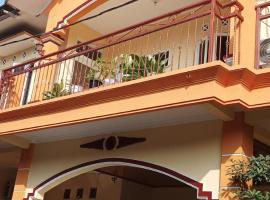 Sierra Homestay Malang, guest house in Ngadipuro