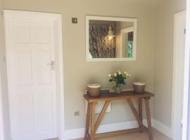 Chadham Pines Cottage, beach rental in Parkstone