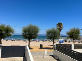Apartamento en la playa. Free Parking. Free WiFi