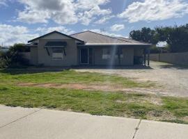 Dalveen Cottage, hotel di Jurien Bay