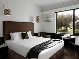 Waurn Ponds Estate, country house in Waurn Ponds