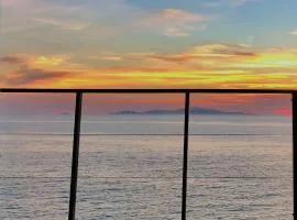 AWAJI OCEAN BASE west coast、Tsushiのヴィラ
