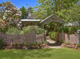 MapleWood House, holiday rental in Leura