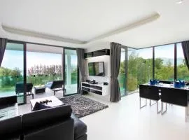 Twin Sands Luxury Apartment No 1201