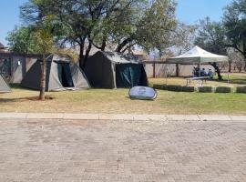 Passion Glamping And Retreats, hotel sa Rustenburg