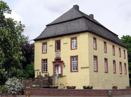 Charmante Ferienwohnungen auf Reitstall Wasserburg Anstel - ein Ort zum Wohlfühlen und Entspannen、Rommerskirchenのアパートメント