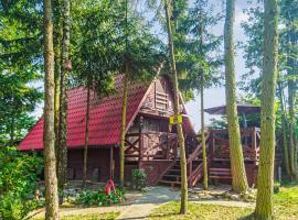 Cozy Home In Boreczno With Kitchen, khách sạn ở Boreczno