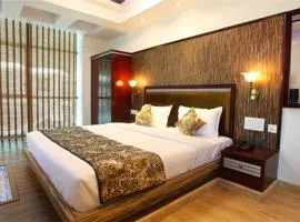 Hotel Tigers Roare Thekkady