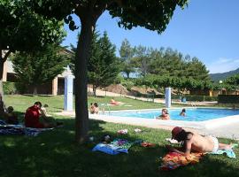 Montsant Park Camping & Bungalow, hotel in Ulldemolins