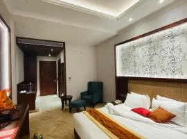 HOTEL ROYAL CHURU