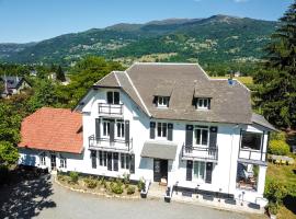 Luxury Pyrenees Villa, Tourmalet, gardens, gym, готель-люкс у місті Adast
