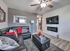 Family-Friendly St Louis Home Less Than 6 Mi to Dtwn!, hotelli kohteessa Carondelet