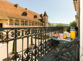 Les Gîtes du château - 2 Magnifiques Appartements face au château Henri IV, апартаменти у місті Нерак