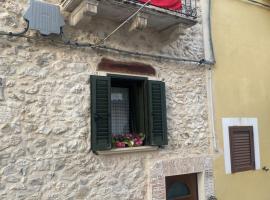 La casetta della nonna, casa de férias em Caramanico Terme