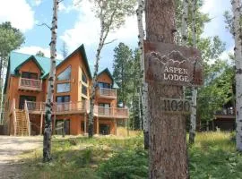 Aspen Lodge-5 Bedroom, 5 Full Baths with Hot Tub!