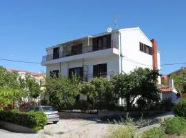 Apartments with parking space Vodice - 7604