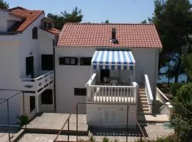 Apartments by the sea Stara Novalja, Pag - 4143