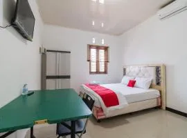 RedDoorz near Terminal Bubulak Bogor