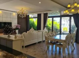 Palm Villa Đà Lạt 7 - Luxury Villa in Resort Nam Hồ
