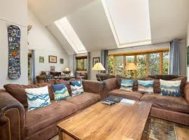 2054 The Pines Condo