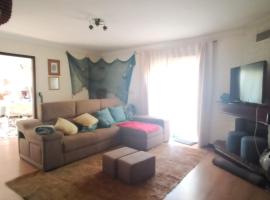 Apartamento T3 Furadouro، فندق في أوفار