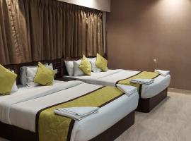 Hotel Central Plaza, hotell nära Bagdogra flygplats - IXB, Siliguri