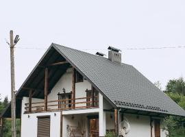 Dolyna Mykolaya, cabin in Migovo