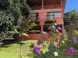 Chalé Vista Azul, chalet de montaña en Domingos Martins