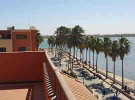Hôtel La Palmeraie Saint Louis Sénégal, hotel v destinaci Saint-Louis