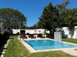 Hermosa quinta para disfrutar del lugar – hotel w mieście Laguna Brava