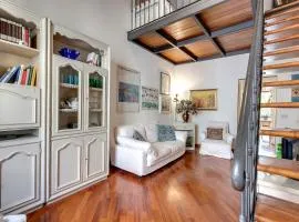 Gastone Apartment by Mamo Florence