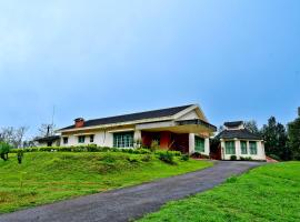 Hill Top Homestay - Estate & Whole Place, hytte i Chikmagalūr