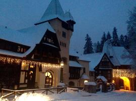Complex La Tunuri - Vila Economat, hotel boutique em Sinaia
