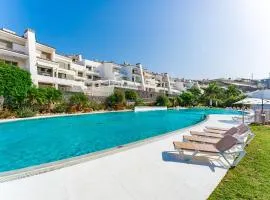Magnolia Luxury Apartment by AltamarHomes