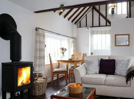 Stable Cottage, cheap hotel in Icklesham