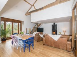 Harewood Barn, casa o chalet en Brompton Regis