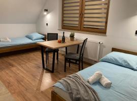 Agroturystyka u Podnóża Góry Cergowej, hotel in Dukla