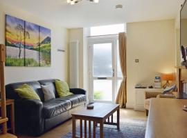 Ghillie Cottage, hotel in Cockermouth