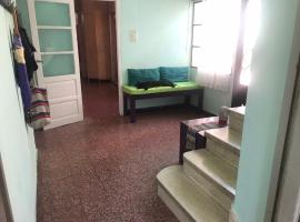 Chandra Alojamiento en casa de familia, hotell i Gualeguaychú