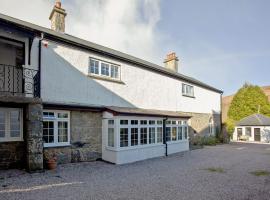 Chinkwell-uk12425, pet-friendly hotel in Widecombe in the Moor