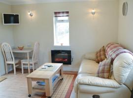 Harland Cottage, pet-friendly hotel in Castletown