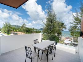 By The Beach Home in Patong, vacation home in Patong Beach