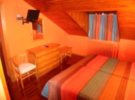 Hotel Navarro, hotel v destinaci Panticosa